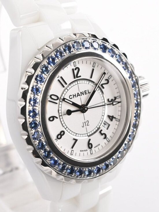 Chanel Watch 33 mm main image 4